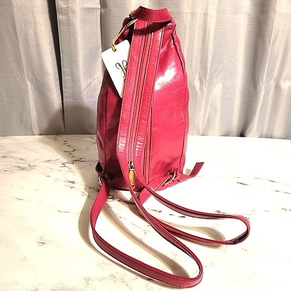 NWT HOBO 'Kiley' Fuchsia Sling Convertible Leather Backpack - Picture 4 of 8